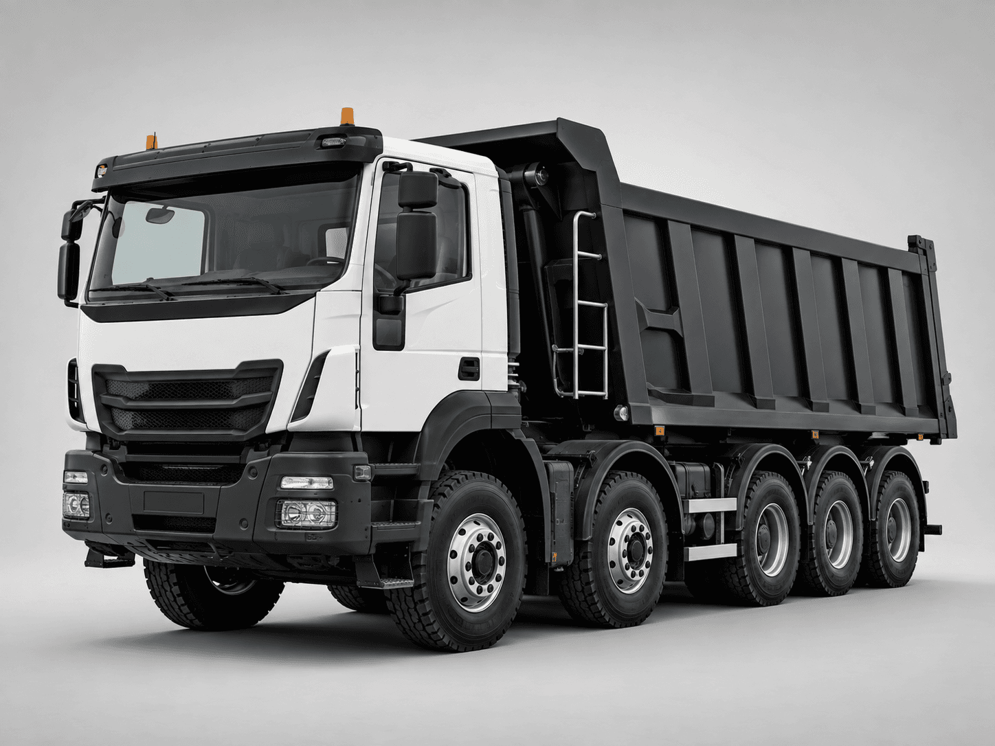 Camion-benne 8x4